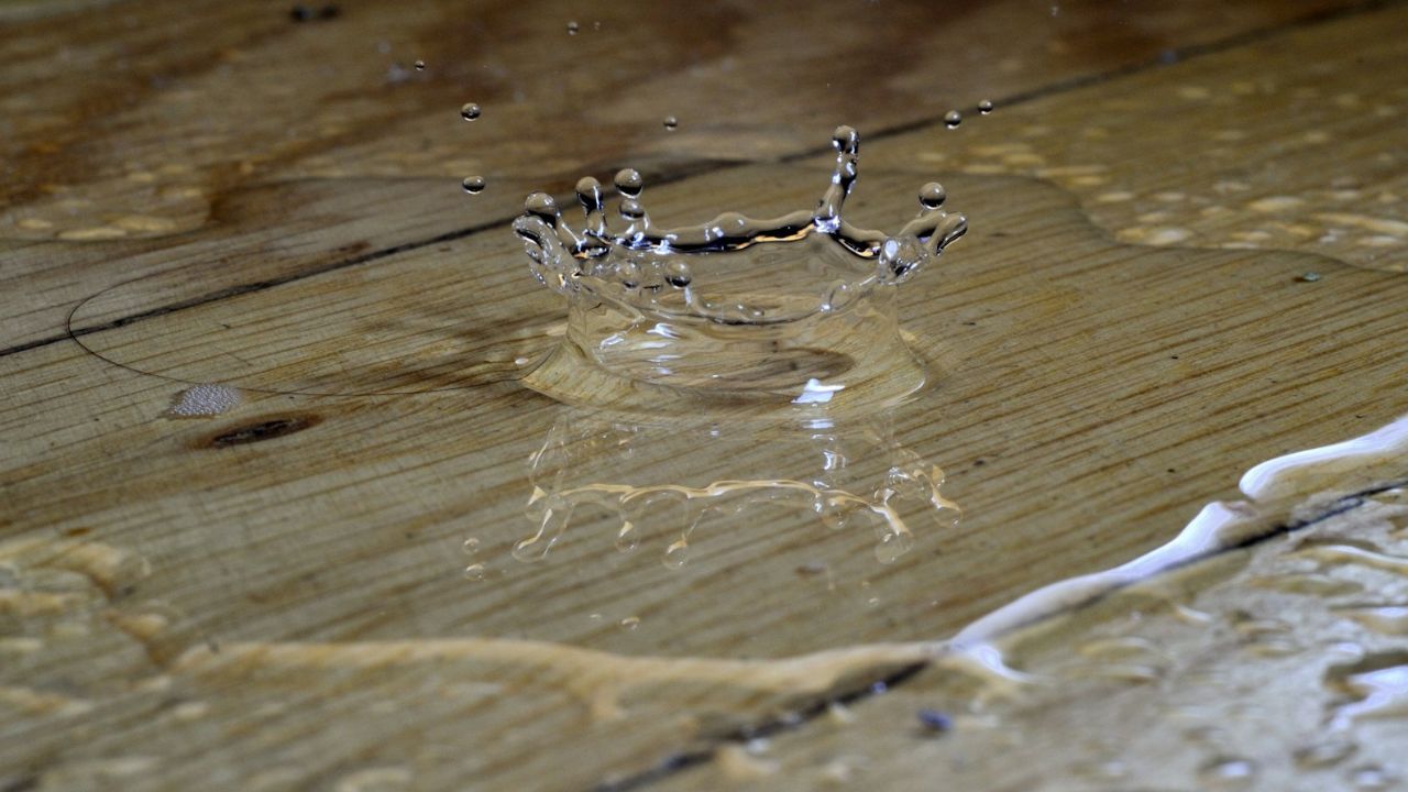 Eau sous parquet PVC