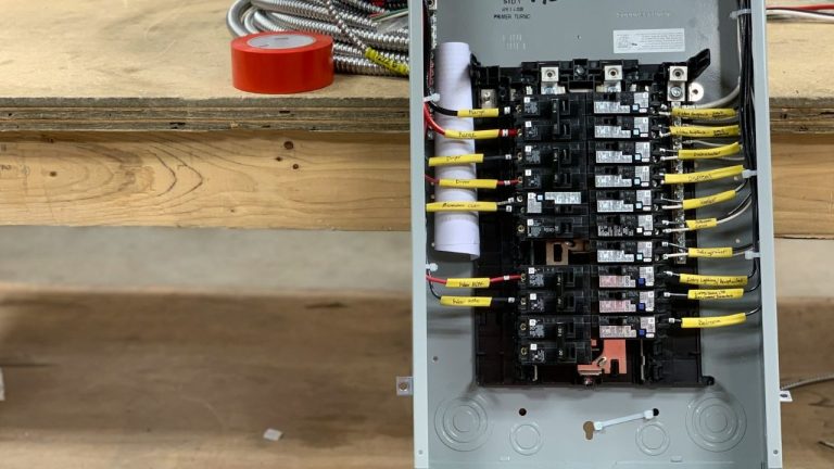 Brancher un transformateur 220V vers 24V