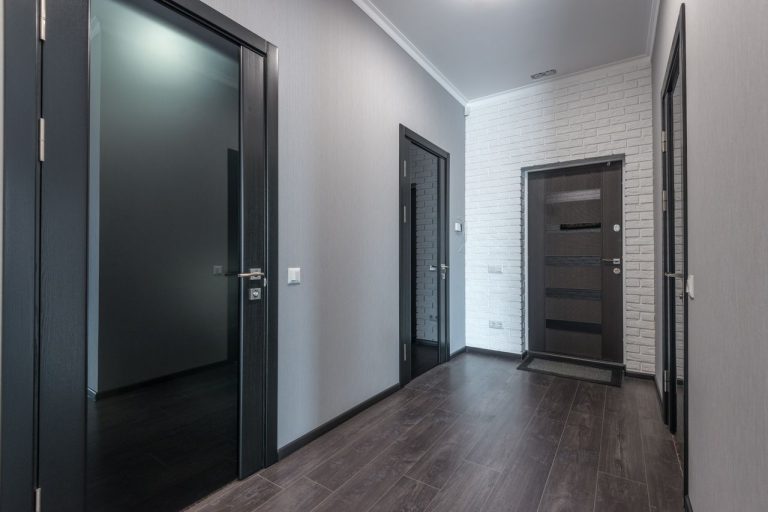 Peinture couloir et portes
