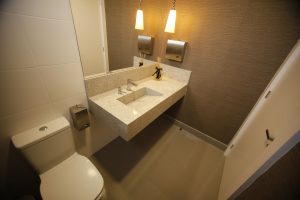 WC avec lave-mains